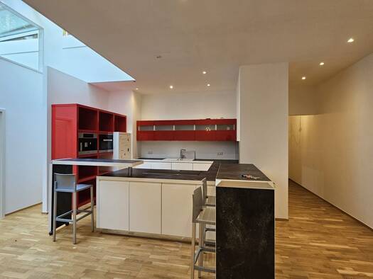 WG-Zimmer zur Miete 995 € 140 m² frei ab sofort Bienenstraße 8 Altstadt Heidelberg 69117
