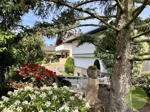 Einfamilienhaus zum Kauf 895.750 € 11 Zimmer 320 m² 970 m² Grundstück Burgfarrnbach Fürth 90768