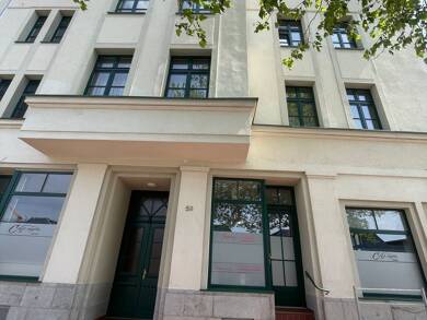 Hotel zum Kauf als Kapitalanlage geeignet 2.400.000 € 33 Zimmer 136 m² 1.400 m² Grundstück Dresdner Str. 58 Zentrum Chemnitz 09111