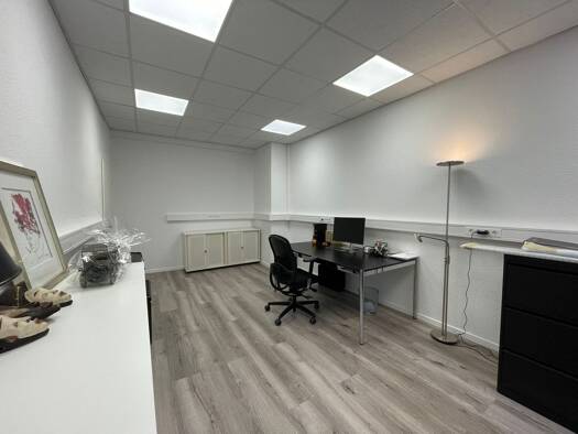 Bürofläche zur Miete provisionsfrei 850 € 36 m² Bürofläche Massenbergstr. Innenstadt Bochum 44787