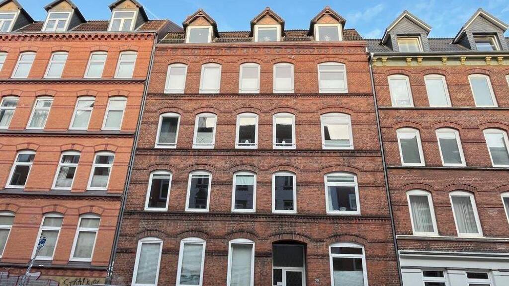 Mehrfamilienhaus zum Kauf als Kapitalanlage geeignet 930.000 € 193 m² Grundstück Südfriedhof Kiel 24114