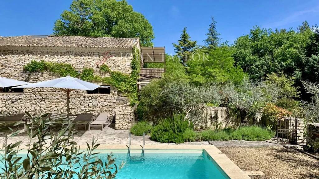 Einfamilienhaus zum Kauf provisionsfrei 1.206.400 € 14 Zimmer 253 m² 2.310 m² Grundstück Gordes 84220