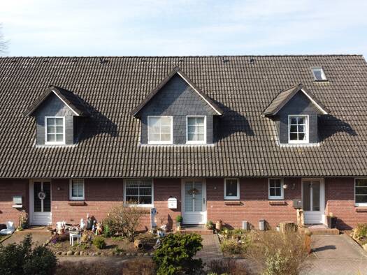 Mehrfamilienhaus zum Kauf als Kapitalanlage geeignet 599.000 € 13 Zimmer 297,2 m² 1.311 m² Grundstück Brekendorf 24811