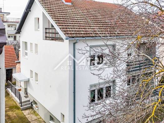 Haus zum Kauf 410.000 € 8 Zimmer 250 m² Centar, Vukovar Vukovar