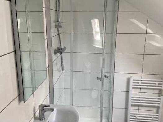 WG-Zimmer zur Miete 330 € 14 m² frei ab sofort Neckarau Mannheim 68199