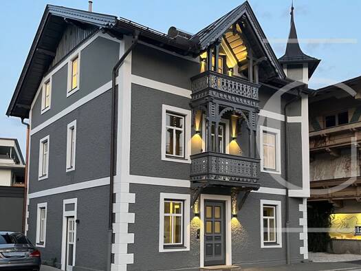 Haus zum Kauf 2.295.000 € 13 Zimmer 247 m² 294 m² Grundstück St. Johann in Tirol 6380
