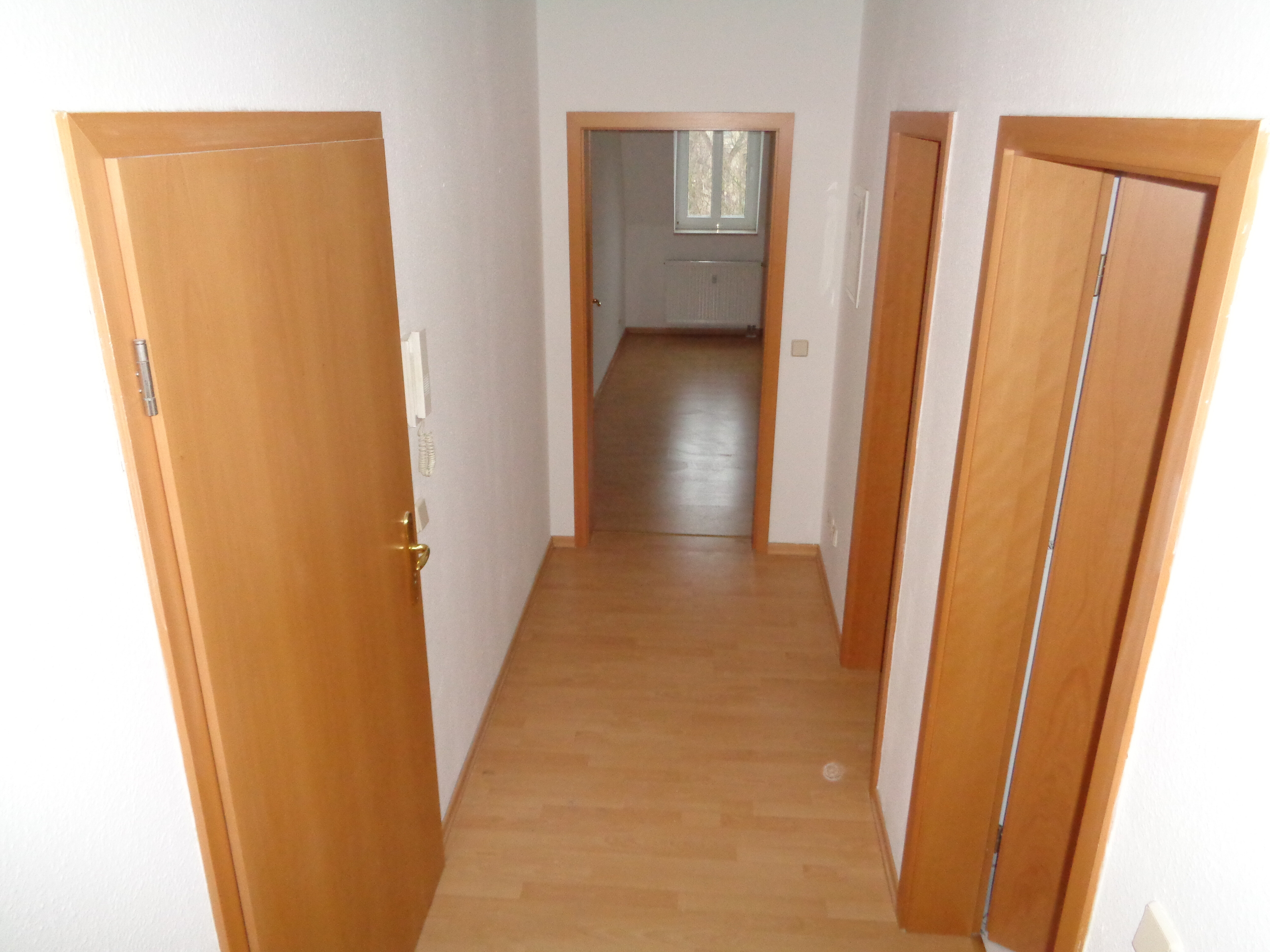 Wohnung zur Miete 250 € 2 Zimmer 48,6 m²<br/>Wohnfläche 4.<br/>Geschoss 01.10.2024<br/>Verfügbarkeit Liebknechtstraße 94 Siedlung Neundorf Plauen 08523