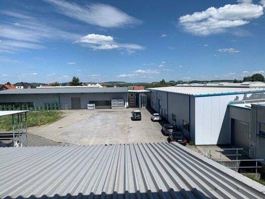 Lagerhalle zur Miete 2.497 m² Lagerfläche teilbar ab 900 m² Großröhrsdorf 01900