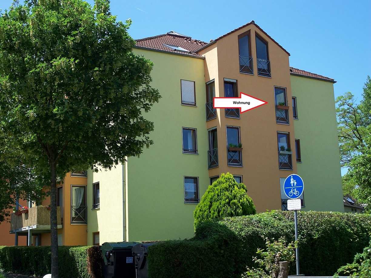 Wohnung zur Miete 700 € 4 Zimmer 100 m²<br/>Wohnfläche ab sofort<br/>Verfügbarkeit Etzmattenstraße Tiengen Freiburg im Breisgau 79112