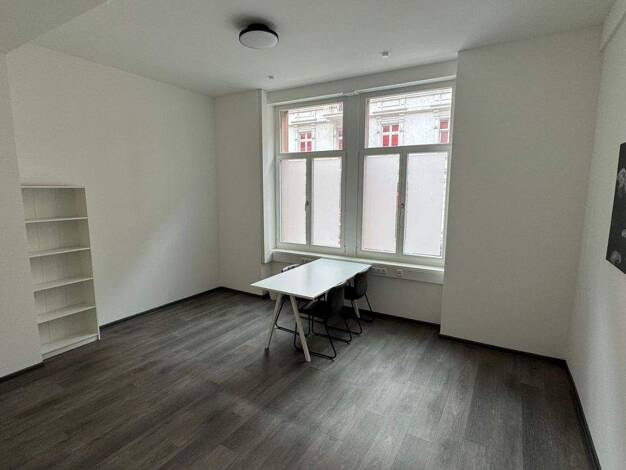 Bürofläche zur Miete provisionsfrei 900 € 41 m² Bürofläche Elbestraße Bahnhofsviertel Frankfurt am Main 60329