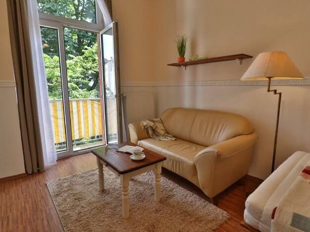 Studio zur Miete 885 € 1 Zimmer 33 m² 2. Geschoss Schwanenstraße 12 Ostend Frankfurt am Main 60314