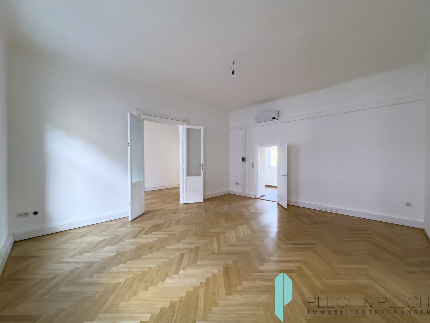 Büro-/Praxisfläche zur Miete 2.171 € 6 Zimmer Wien 1140