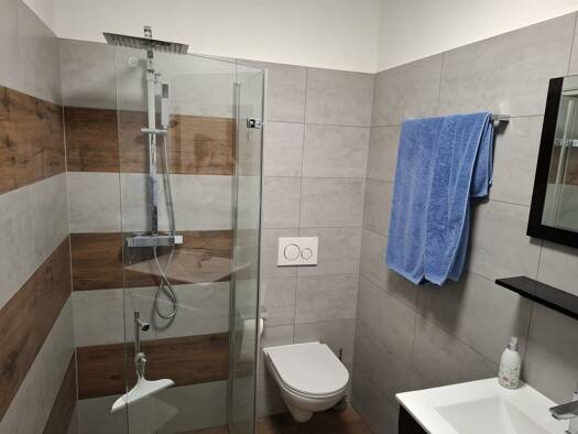 Wohnung zur Miete 800 € 1 Zimmer 36 m² frei ab 01.12.2026 Süd Rosenheim 83026