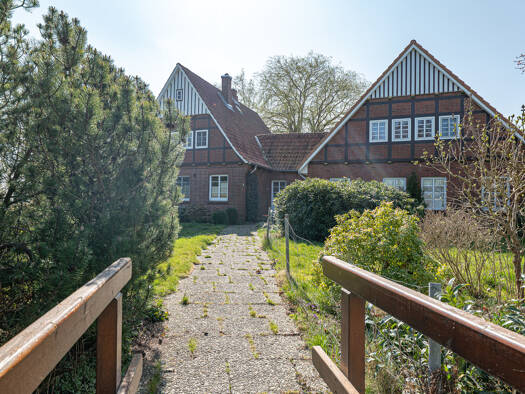 Mehrfamilienhaus zum Kauf 10,5 Zimmer 271 m² 3.600 m² Grundstück Oederquart 21734