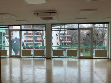 Loft zur Miete 975 € 97,5 m² Dachgeschoss, 2. Geschoss frei ab sofort Mittelstraße 10 Werder Magdeburg 39114