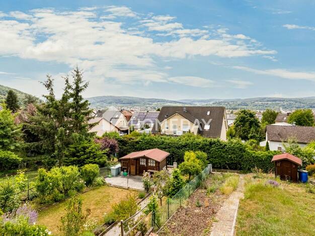 Reihenmittelhaus zum Kauf 399.000 € 7 Zimmer 168 m² 424 m² Grundstück frei ab sofort Erlenbach Erlenbach am Main 63906