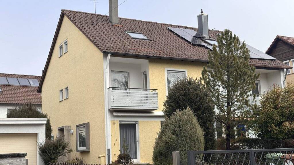 Doppelhaushälfte zum Kauf 549.000 € 5 Zimmer 122,8 m² 274 m² Grundstück Möhringen Stuttgart 70567