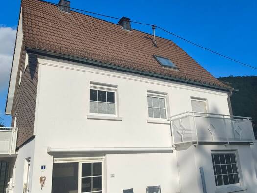Einfamilienhaus zur Miete 1.450 € 9 Zimmer 180 m² 554 m² Grundstück frei ab 01.01.2027 Bilstein Lennestadt 57368
