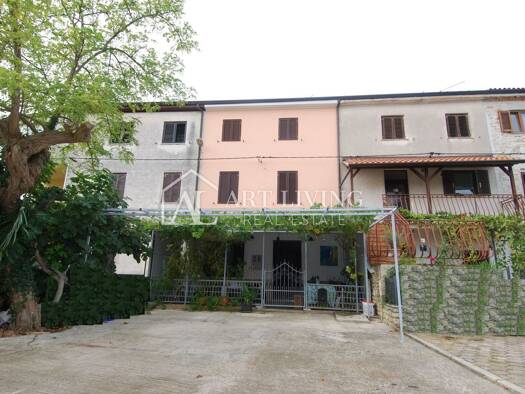Einfamilienhaus zum Kauf 570.000 € 8 Zimmer 50 m² Grundstück Novigrad 52466