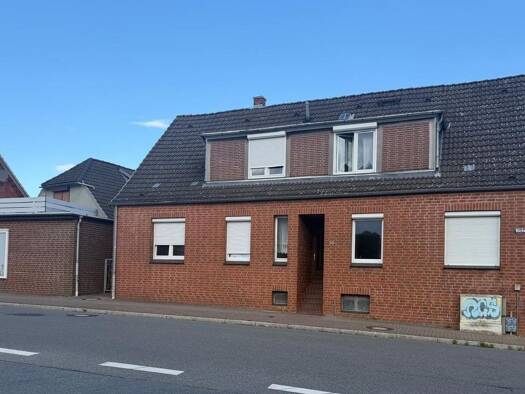 Mehrfamilienhaus zum Kauf provisionsfrei als Kapitalanlage geeignet 1.200.000 € 16 Zimmer 400 m² Lauenburg/Elbe 21481