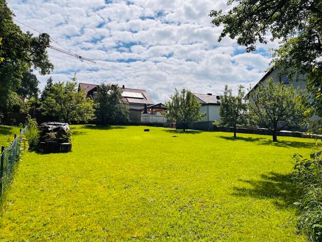 Grundstück zum Kauf 130.000 € 751 m² Grundstück Baugenehmigung vorhanden frei ab sofort Oberhohenried Haßfurt 97437