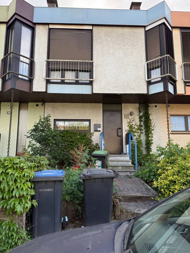 Reihenmittelhaus zum Kauf 149.000 € 5 Zimmer 125 m² 170 m² Grundstück Diefflen Diefflen 66763