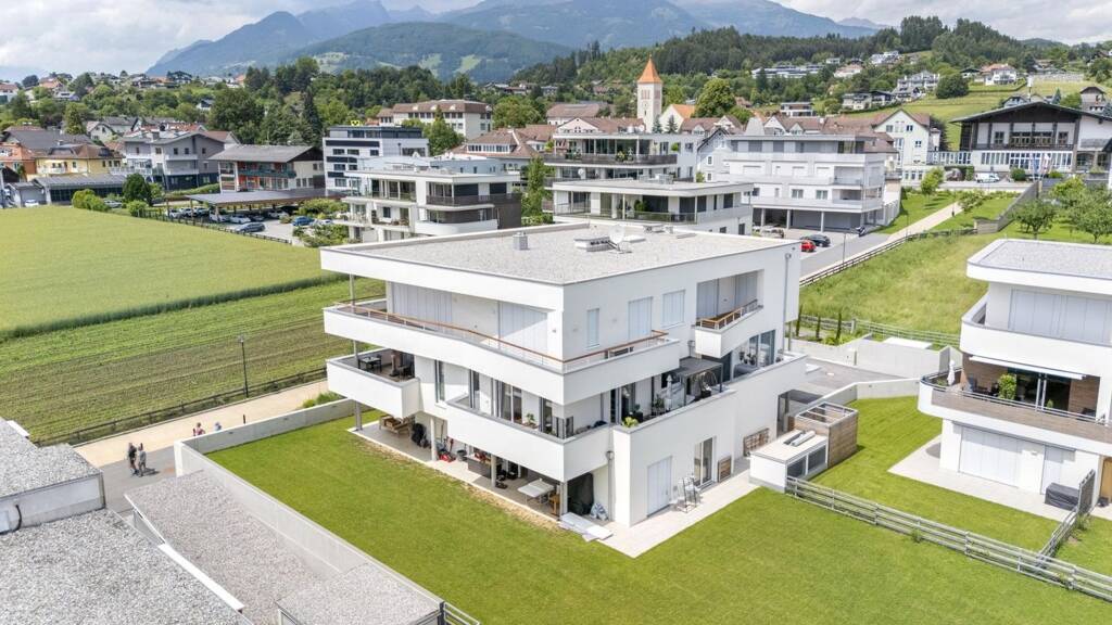 Penthouse zum Kauf - Erstbezug 2,5 Zimmer 57 m² 2. Geschoss Seeboden 9871