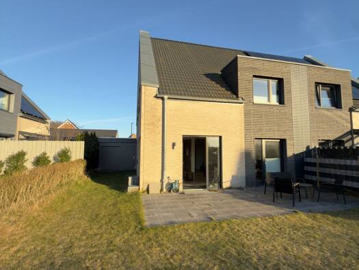 Doppelhaushälfte zur Miete 1.750 € 4 Zimmer 135 m² 282 m² Grundstück frei ab 15.04.2026 Rieseby 24354