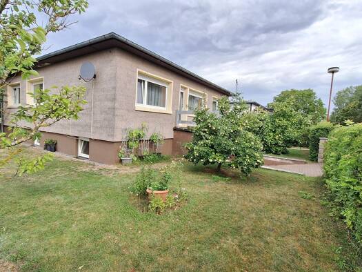 Einfamilienhaus zum Kauf 185.000 € 5 Zimmer 110 m² 1.966 m² Grundstück Dedelow Prenzlau 17291