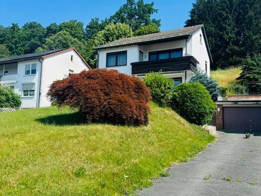 Einfamilienhaus zum Kauf 249.000 € 4 Zimmer 120 m² 1.774 m² Grundstück frei ab sofort Itzgrund 10 Neudrossenfeld 95512