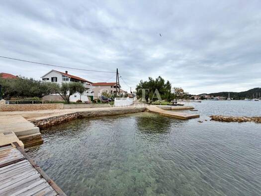 Grundstück zum Kauf 335.000 € Preko 23273