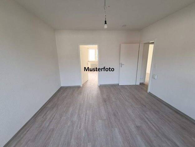 Wohnung zur Miete 492 € 2 Zimmer 46 m² frei ab 29.01.2026 Holbeinstr. 10 Weitmar Bochum 44795