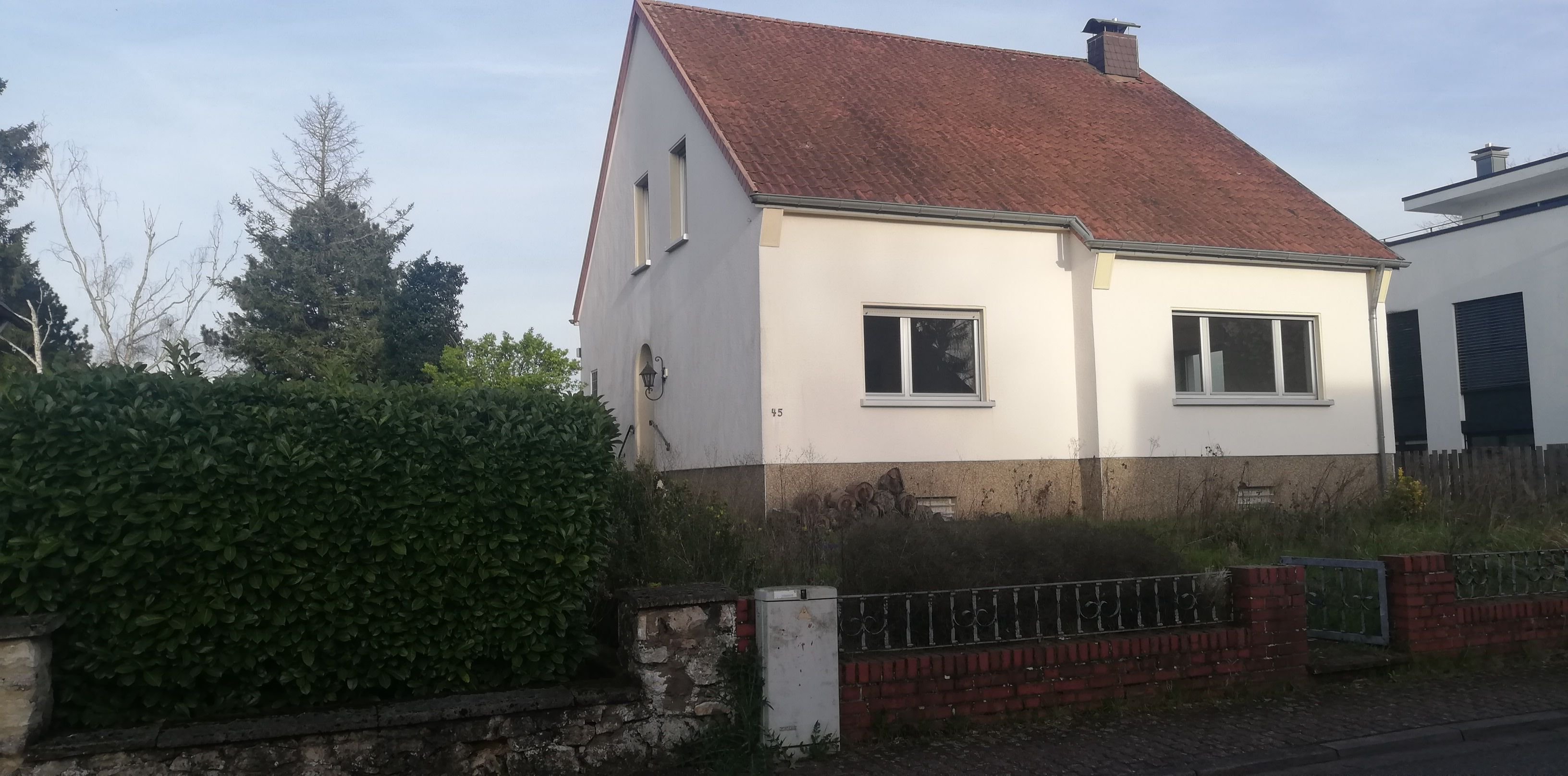 Einfamilienhaus zum Kauf 539.000 € 8 Zimmer 190 m²<br/>Wohnfläche 915 m²<br/>Grundstück ab sofort<br/>Verfügbarkeit Lisdorf Saarlouis 66740