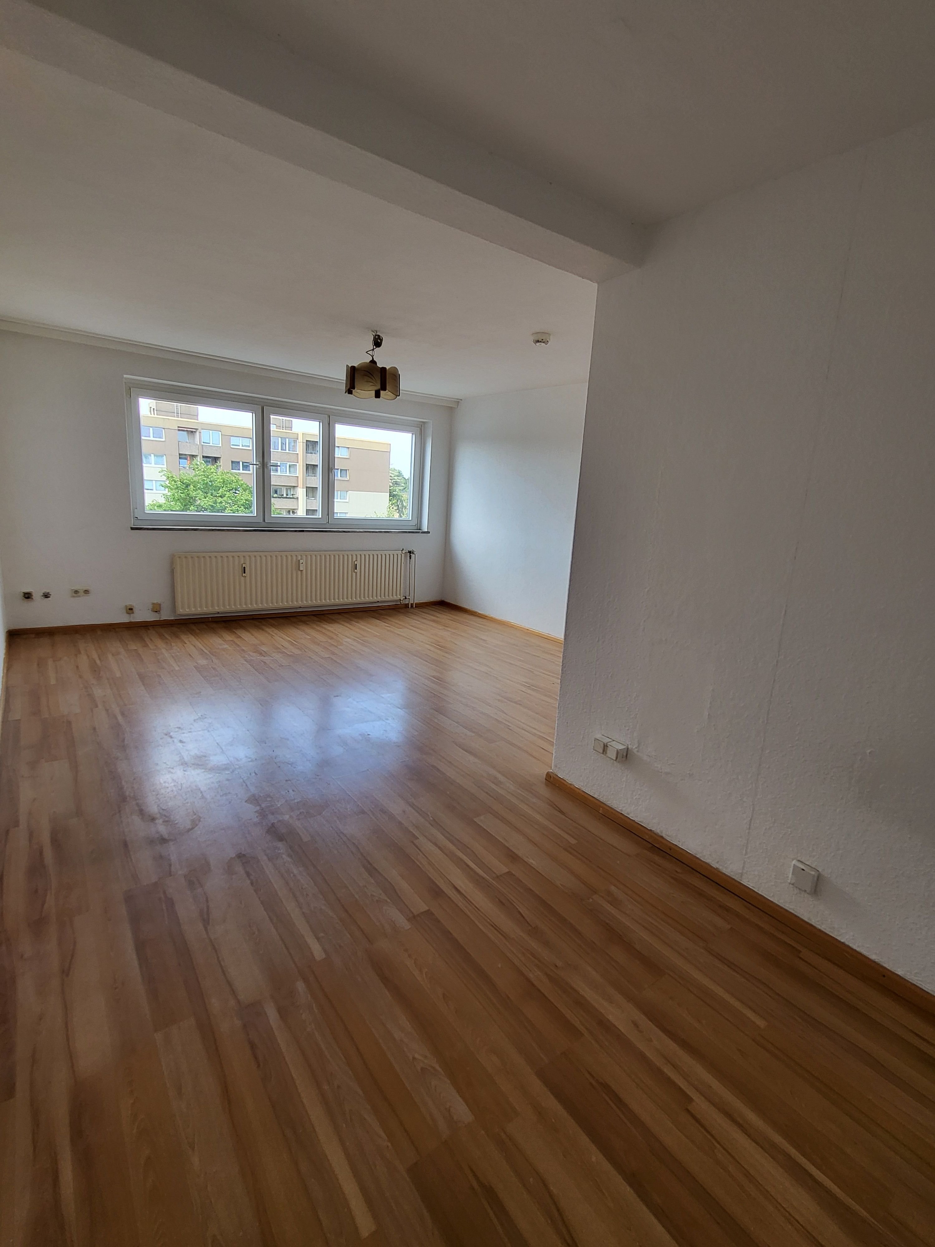 Wohnung zur Miete 450 € 1,5 Zimmer 41 m²<br/>Wohnfläche 4.<br/>Geschoss In der Rehre 26 Wettbergen Hannover 30457