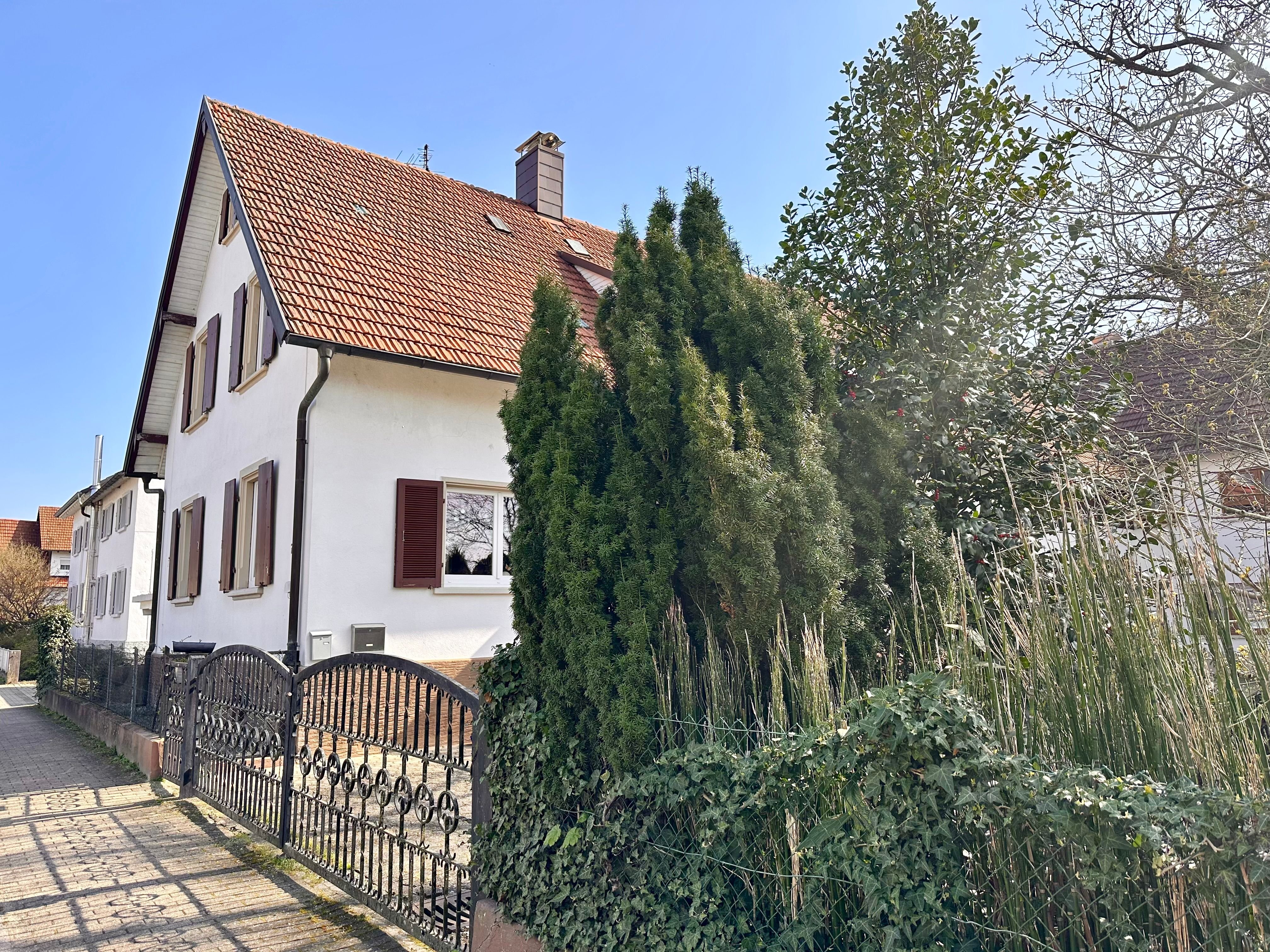 Mehrfamilienhaus zum Kauf 375.000 € 8 Zimmer 599 m²<br/>Grundstück Willstätt Willstätt 77731