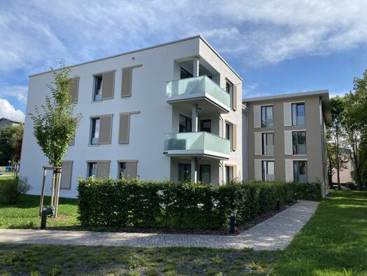 Wohnung zur Miete 895 € 3 Zimmer 87,5 m² EG frei ab 01.12.2025 Schleusingen 98553