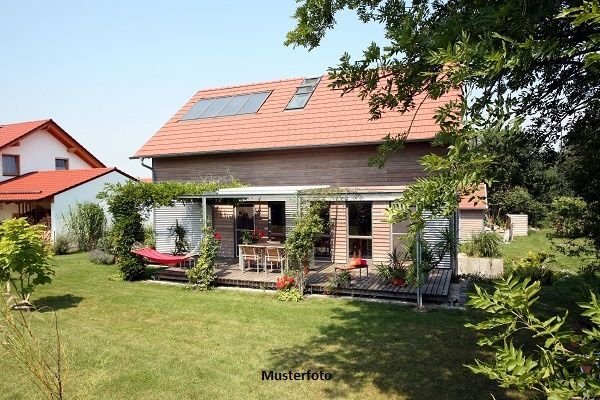 Einfamilienhaus zum Kauf 136.800 € 1 Zimmer 131 m²<br/>Wohnfläche 795 m²<br/>Grundstück Sorno Finsterwalde 03238