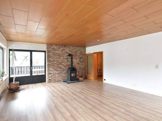 Einfamilienhaus zum Kauf 310.000 € 4 Zimmer 150 m² 571 m² Grundstück frei ab sofort Leubsdorf 53547