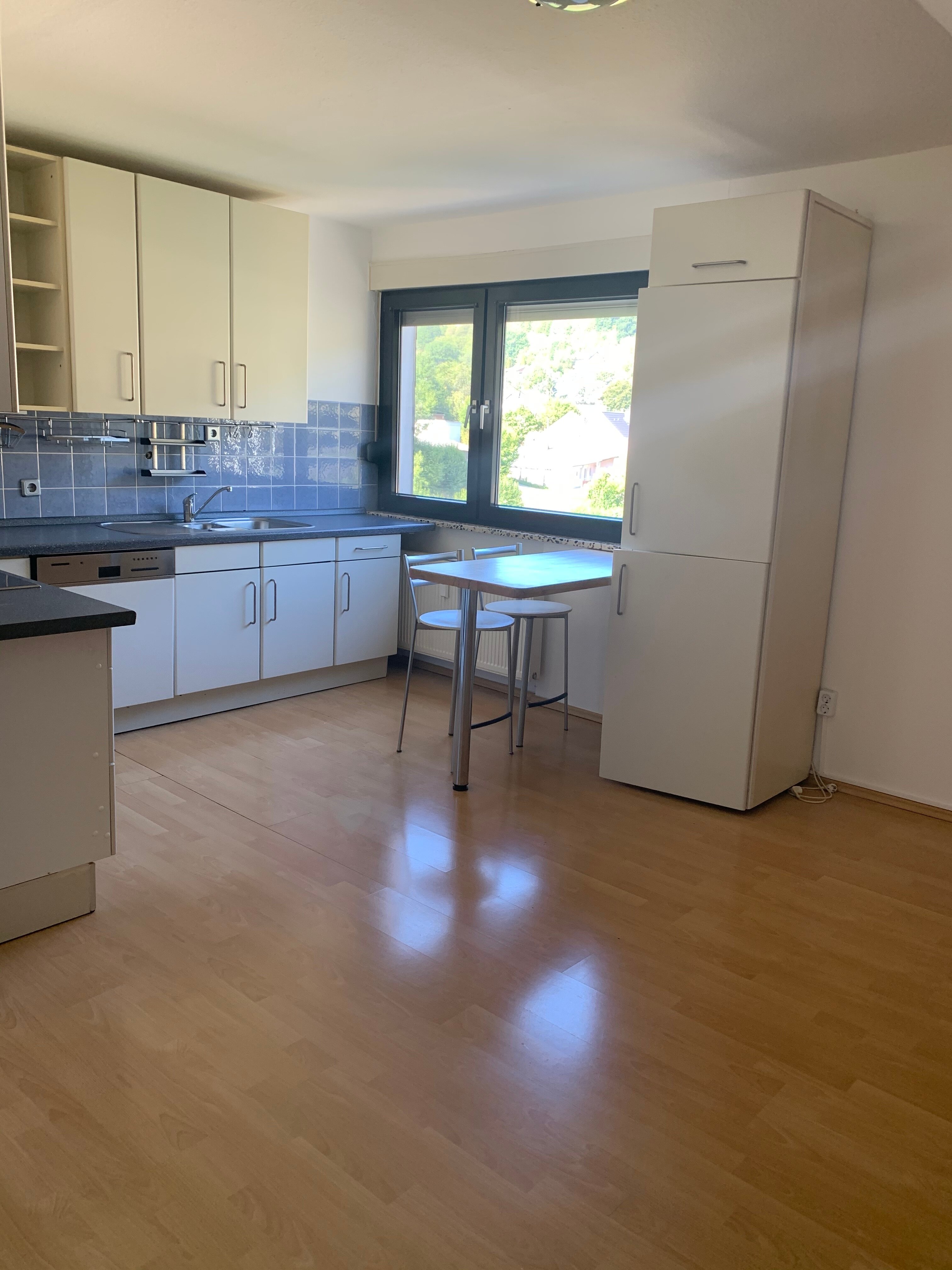 Wohnung zur Miete 500 € 5 Zimmer 87 m²<br/>Wohnfläche 1.<br/>Geschoss ab sofort<br/>Verfügbarkeit Hauptstrasse Sulzbach 56379