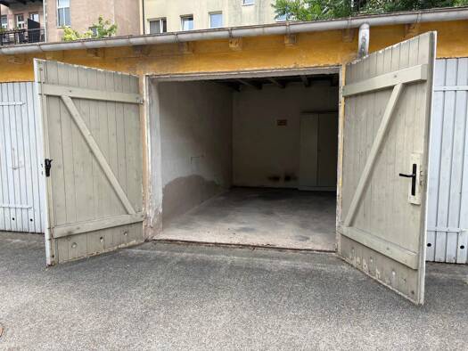 Garage zur Miete 130 € Schweppermannstraße 79 Gärten h d Veste Weiterer Innenstadtgürtel West / Nord / Ost 90408