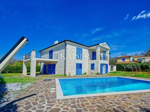 Haus zum Kauf 995.000 € 5 Zimmer 340 m² Vilanija, Umag Lovrecica, Petrovija, Materada