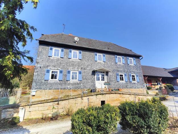 Haus zum Kauf 850.000 € 10 Zimmer 260 m² 30.000 m² Grundstück Birkacher Straße 10 Tiefenroth Lichtenfels 96215