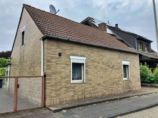 Haus zum Kauf 455.000 € 2 Zimmer 130 m² 799 m² Grundstück Am Weidengraben 11 Rahm Duisburg 47269