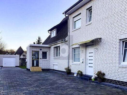 Mehrfamilienhaus zum Kauf 600.000 € 9 Zimmer 260 m² 710 m² Grundstück Barnstorf 49406
