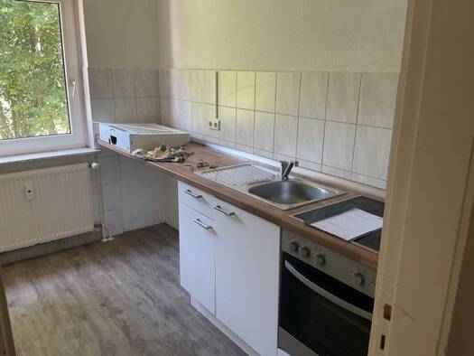 Wohnung zur Miete 534 € 4 Zimmer 79,6 m² 1. Geschoss frei ab 26.08.2026 Danziger Straße 22 Schleswig 24837