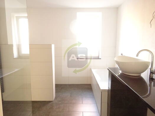 Wohnung zur Miete 595 € 3 Zimmer 82 m² EG frei ab 01.06.2026 Hauptstraße 20 Oberschindmaas Dennheritz 08393