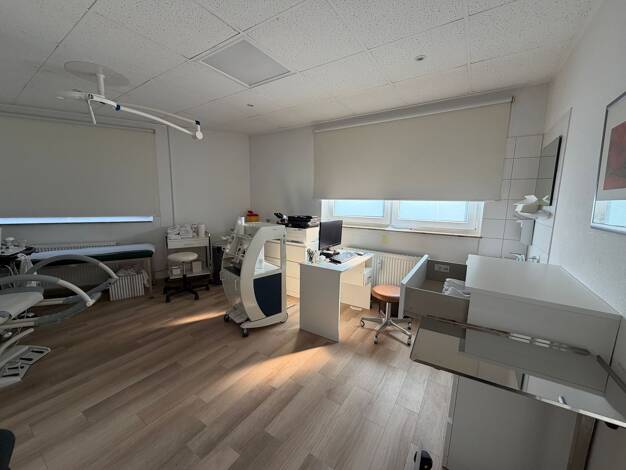 Praxis zur Miete 850 € 117 m² Bürofläche Lebach Lebach 66822