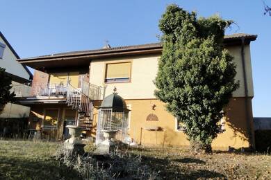 Einfamilienhaus zum Kauf 449.000 € 8 Zimmer 172 m² 855 m² Grundstück Zell am Main 97299