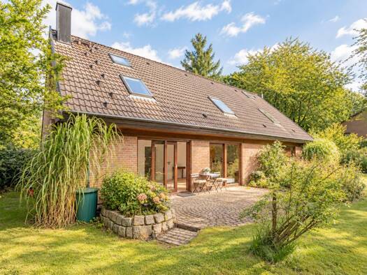 Einfamilienhaus zum Kauf 680.000 € 7,5 Zimmer 190 m² 540 m² Grundstück frei ab sofort Bergstedt Hamburg 22395