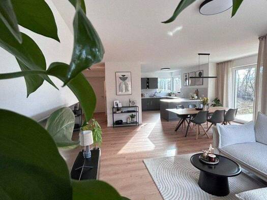 Wohnung zum Kauf - Erstbezug provisionsfrei 349.800 € 2,5 Zimmer 82 m² 1. Geschoss Holunderweg Bildechingen Horb 72160